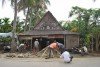 Nghề làm nhà tre, dừa nước ở Cẩm Thanh